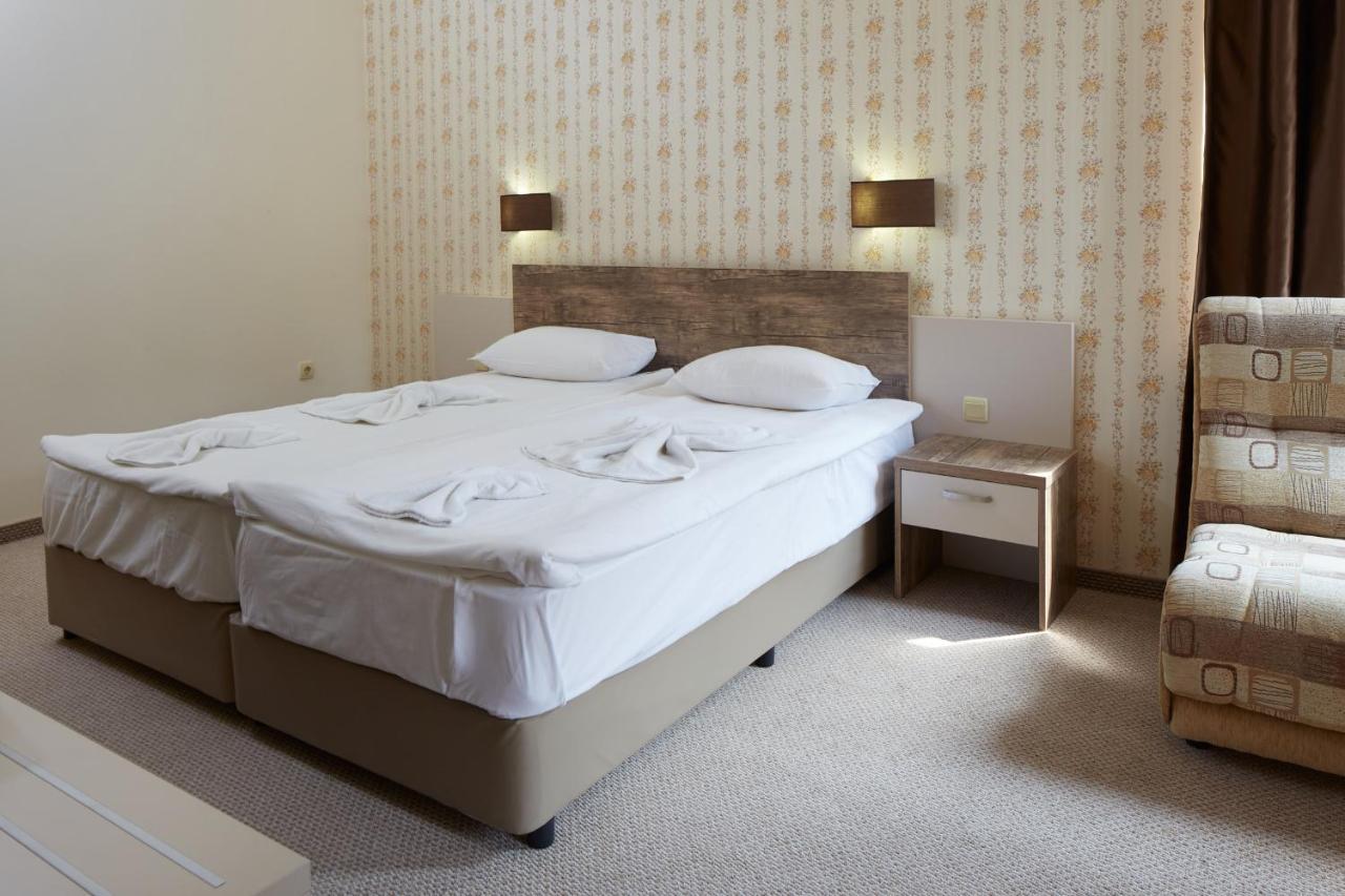 Hotel Lira Sunny Beach Esterno foto