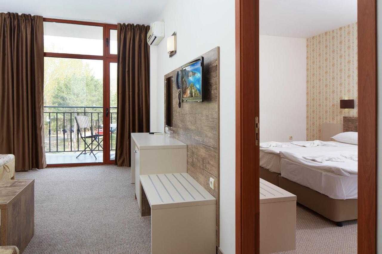 Hotel Lira Sunny Beach Esterno foto