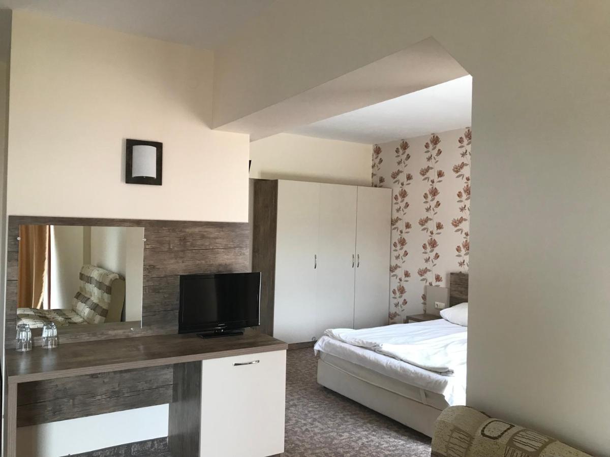 Hotel Lira Sunny Beach Esterno foto
