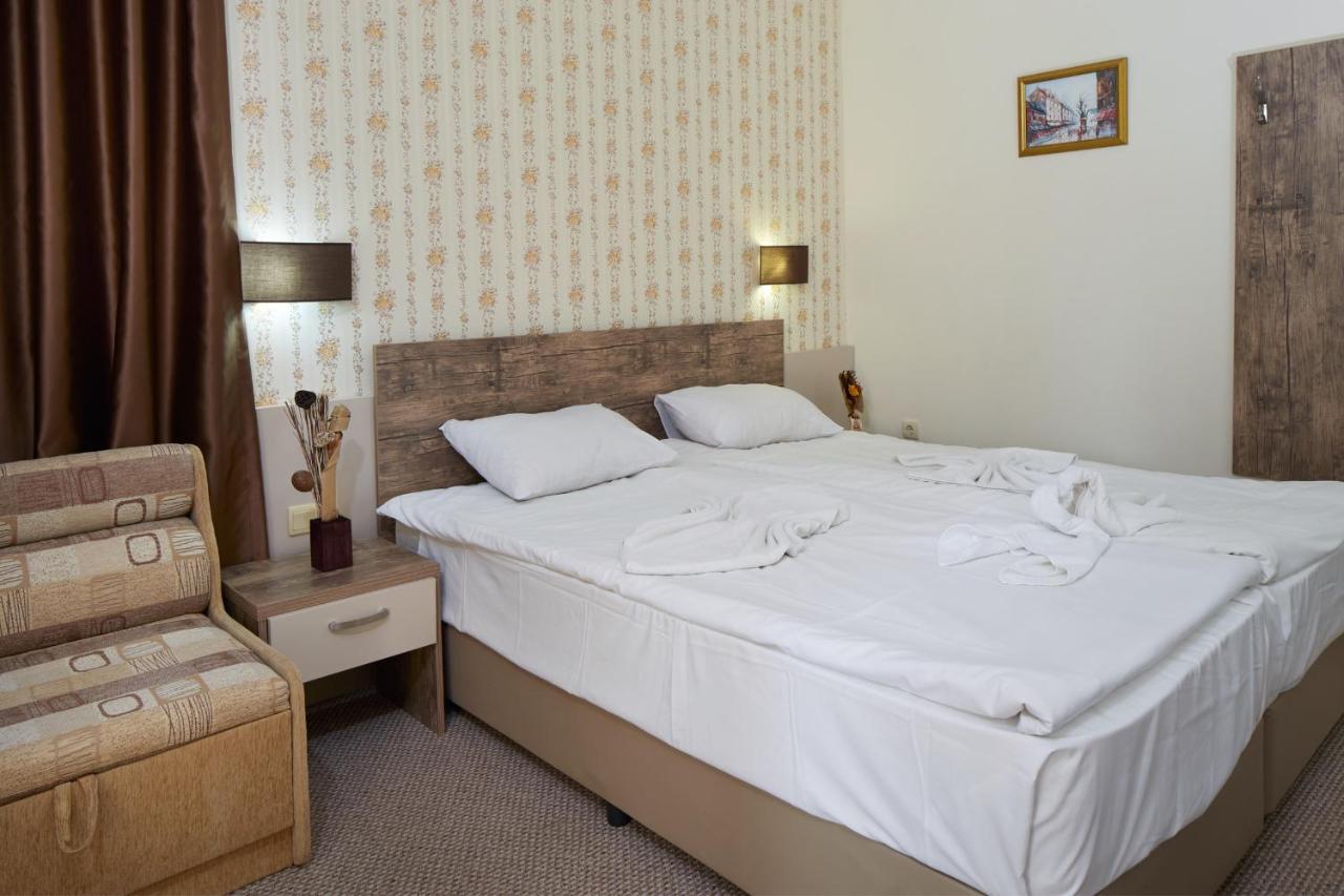 Hotel Lira Sunny Beach Esterno foto