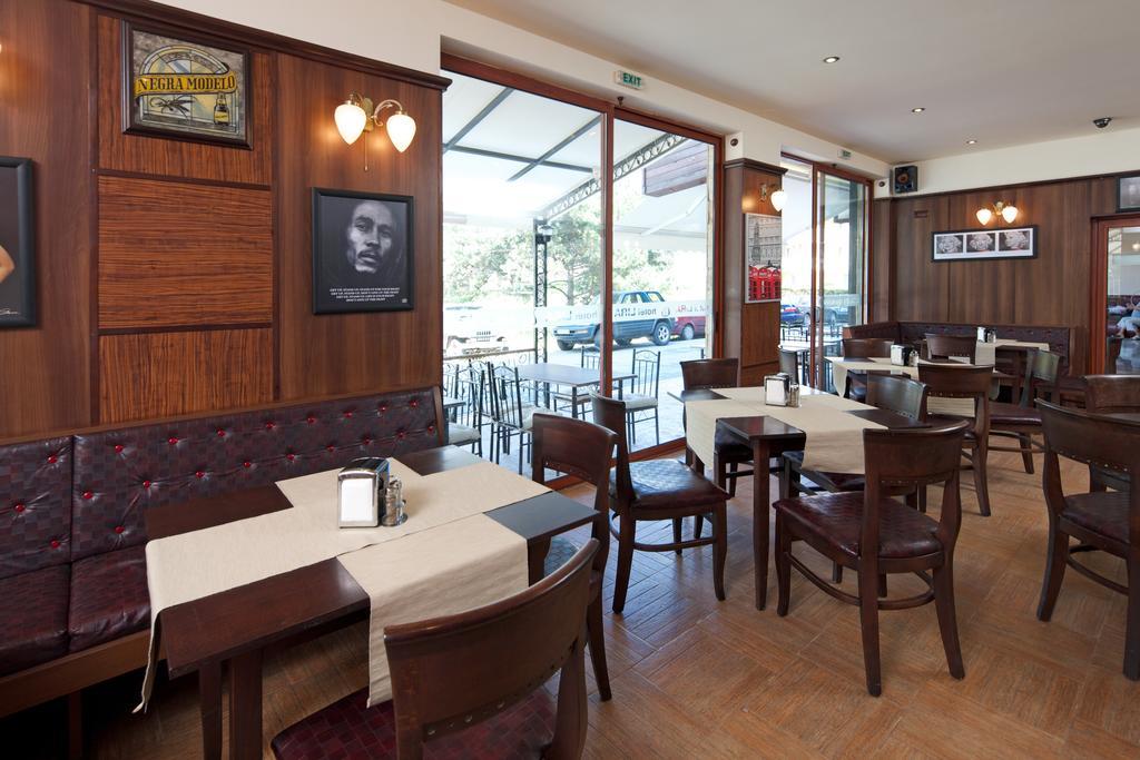 Hotel Lira Sunny Beach Esterno foto