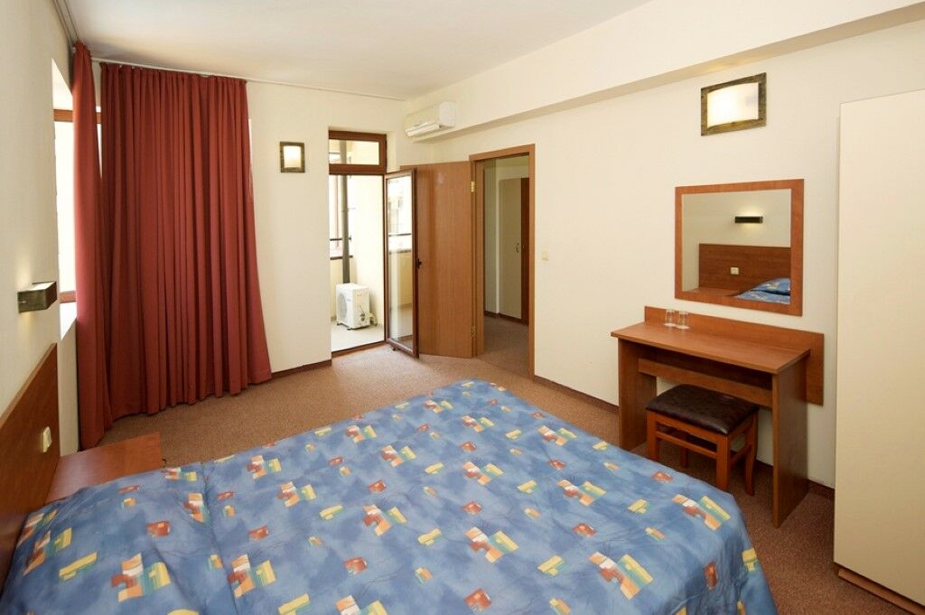 Hotel Lira Sunny Beach Esterno foto